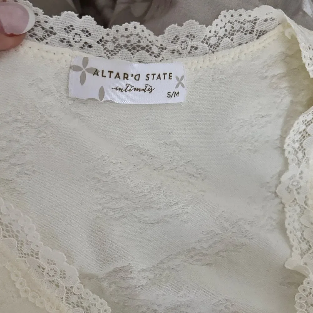 Altar'd State Cream Lace Top size S